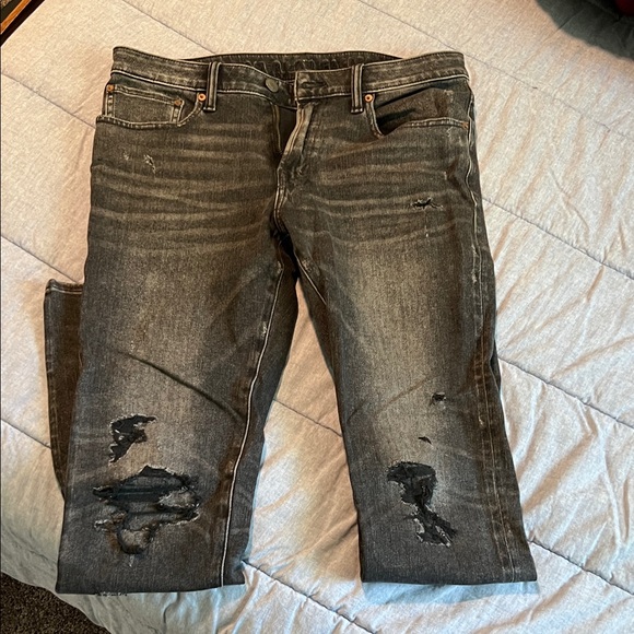 American Eagle Outfitters Distressed Gray Slim Jeans - Picture 1 of 5